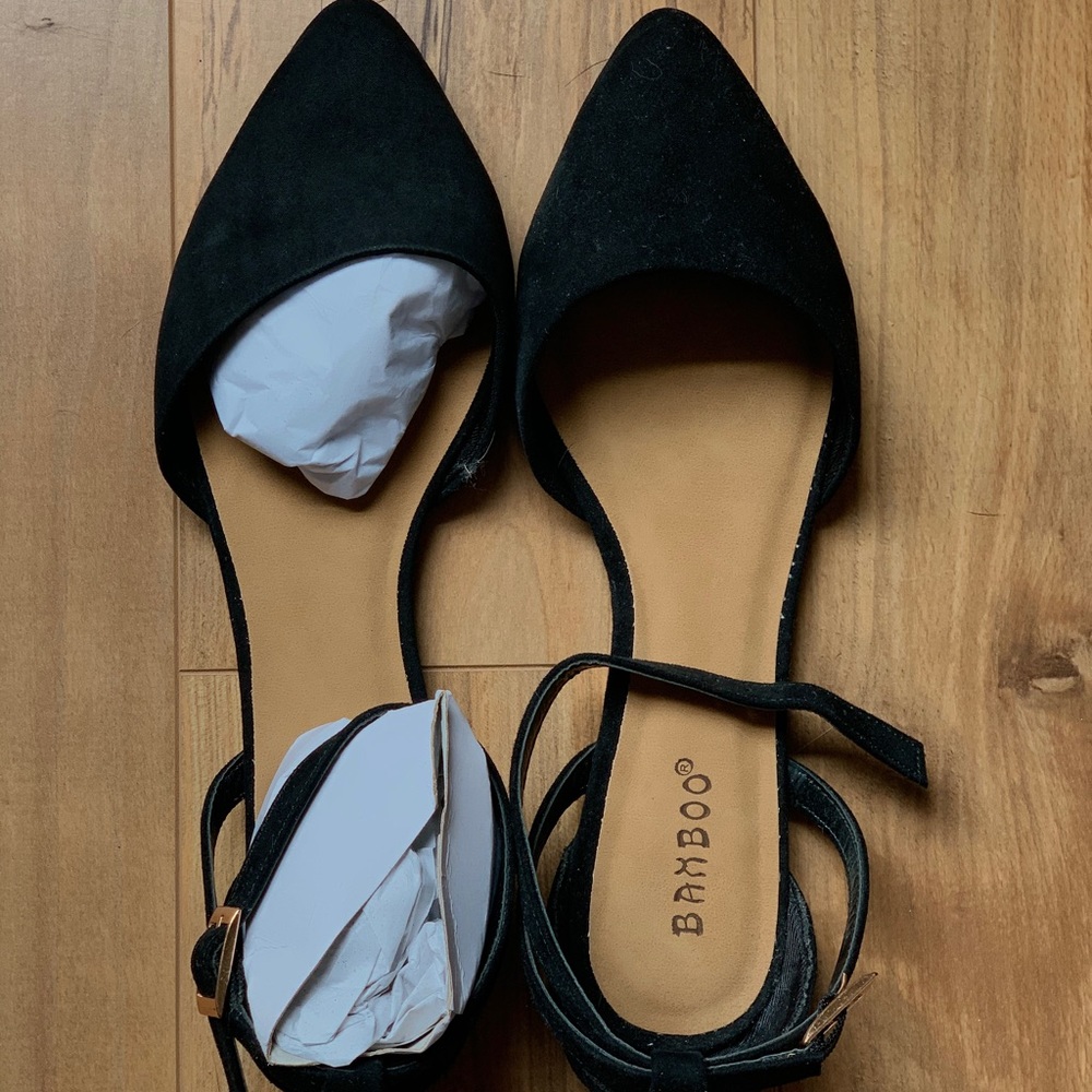 Brand new black flats